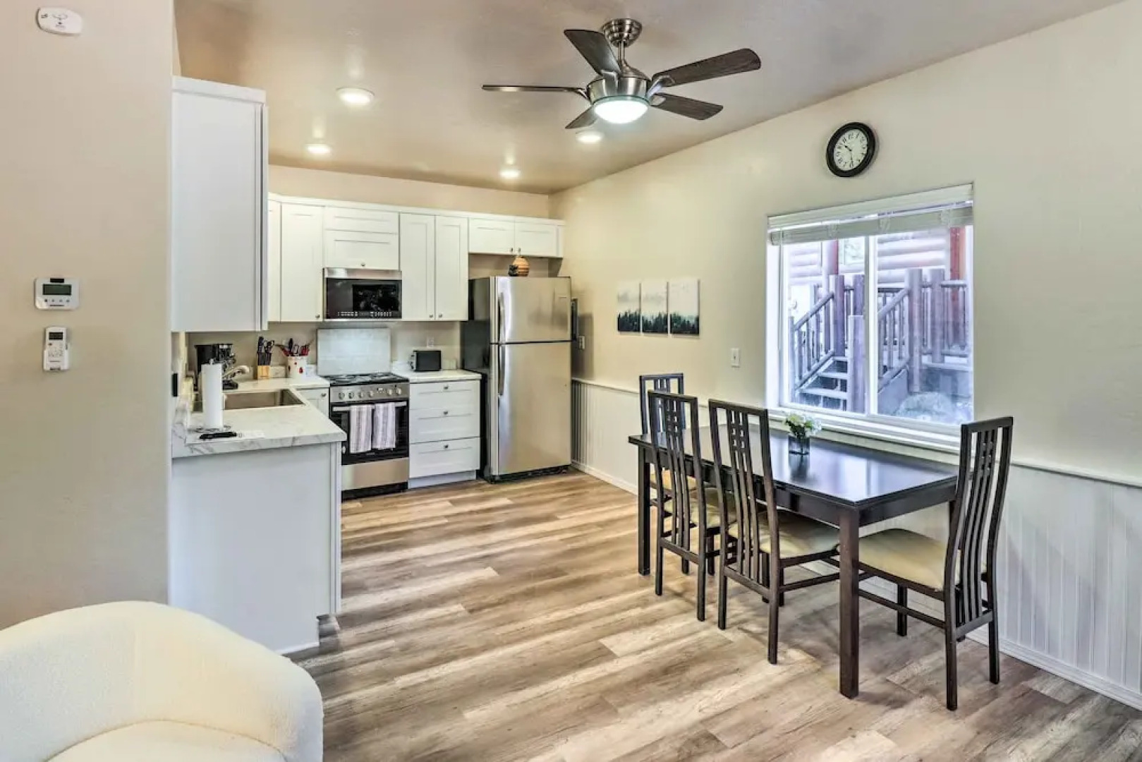 Pet-friendly Heber Escape in the Pines w/ Views!