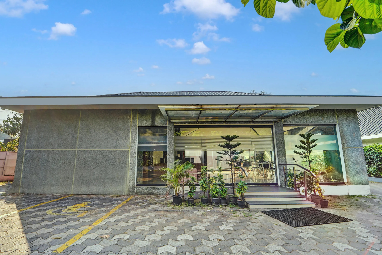 Super Collection O Kalady Near Airport