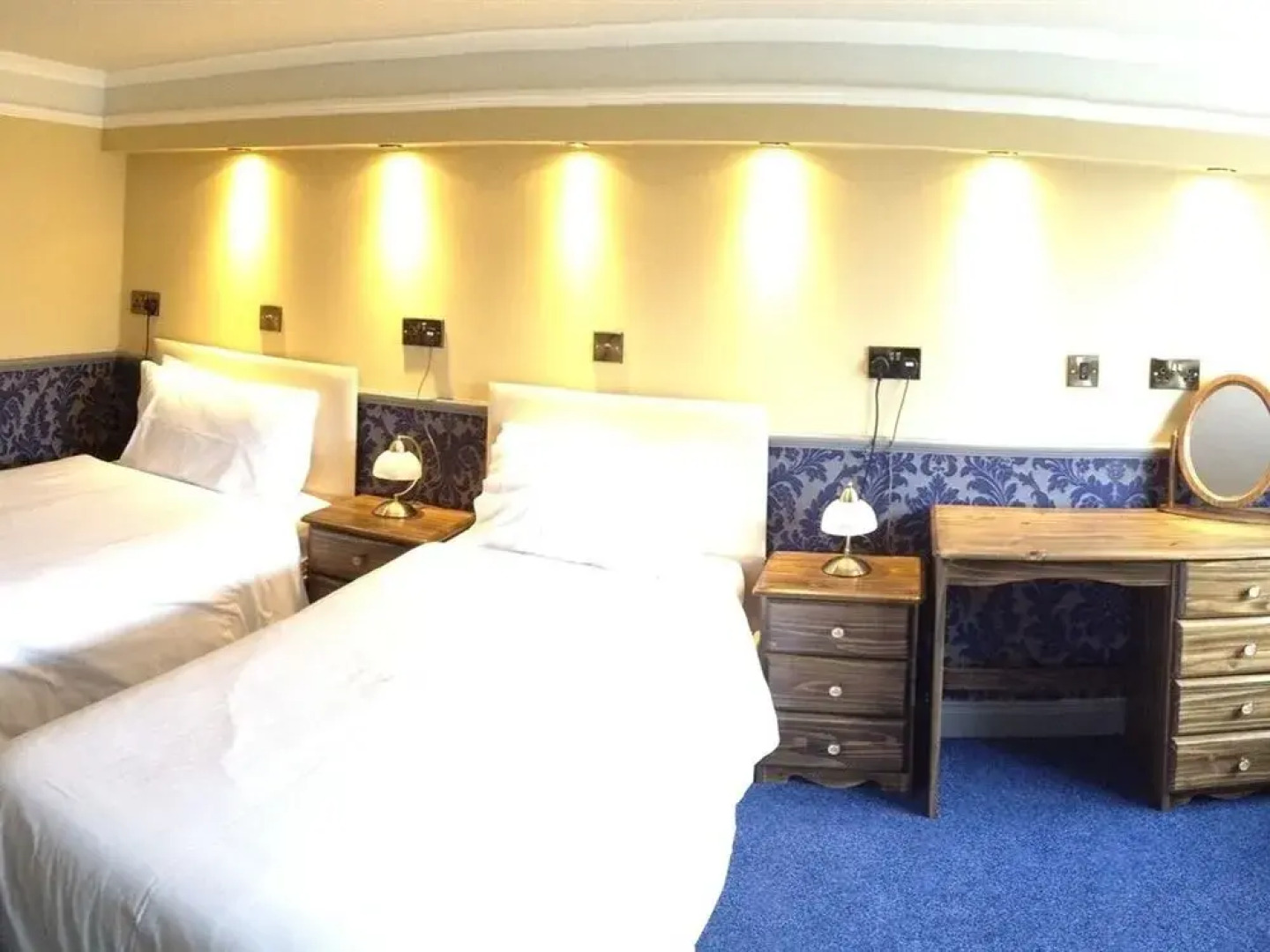 Atlantis Holiday Apartments