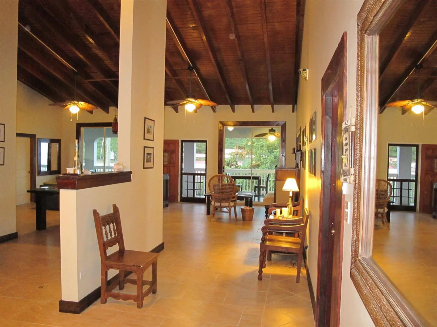 Two Sandals – A Boutique Hotel
