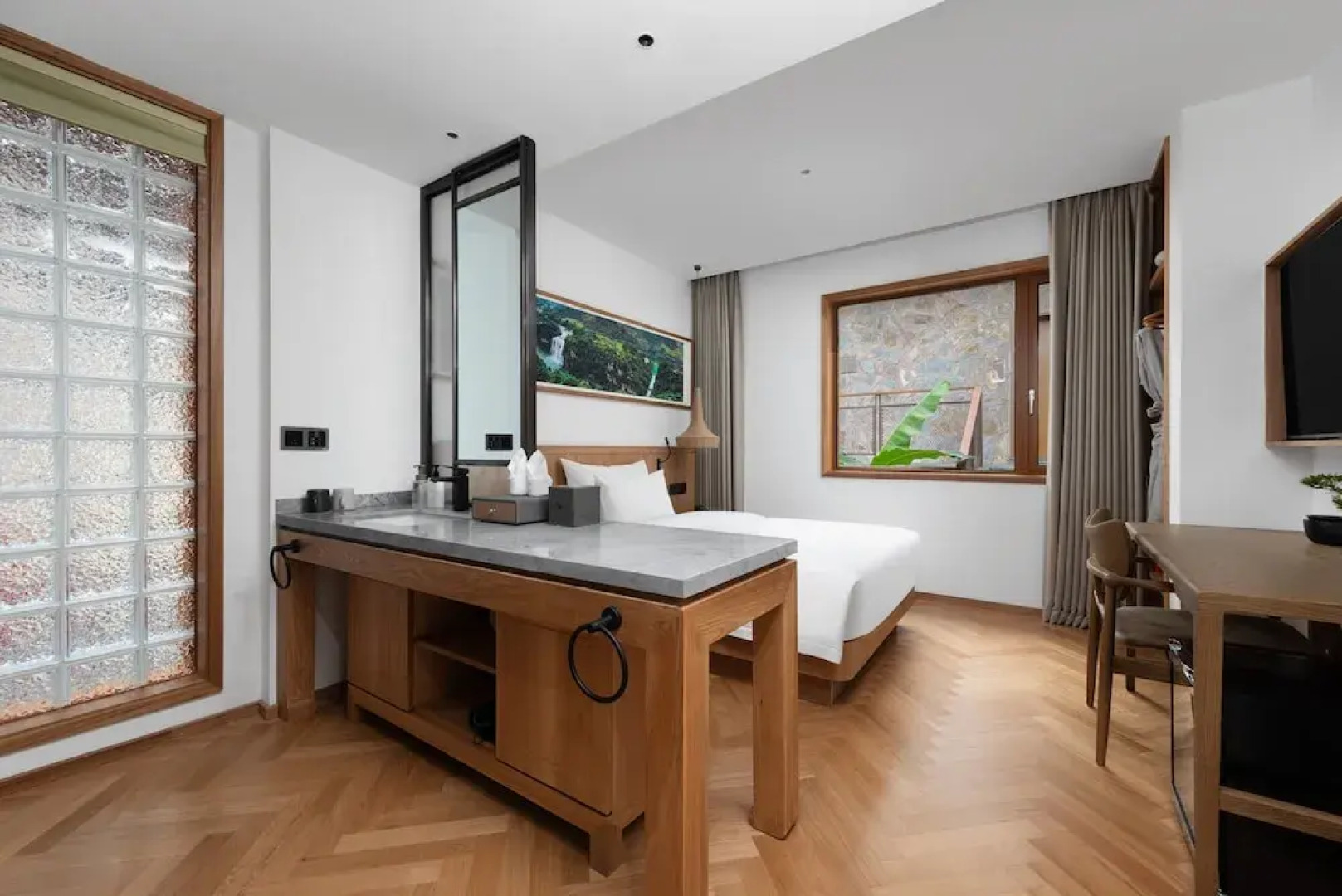 Yaojia Waterfall Village Resort