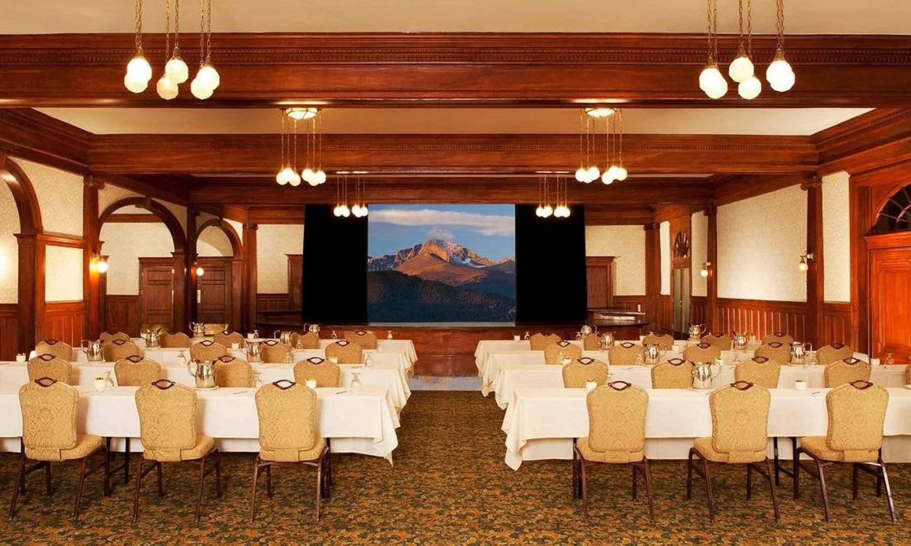 Отель The Stanley