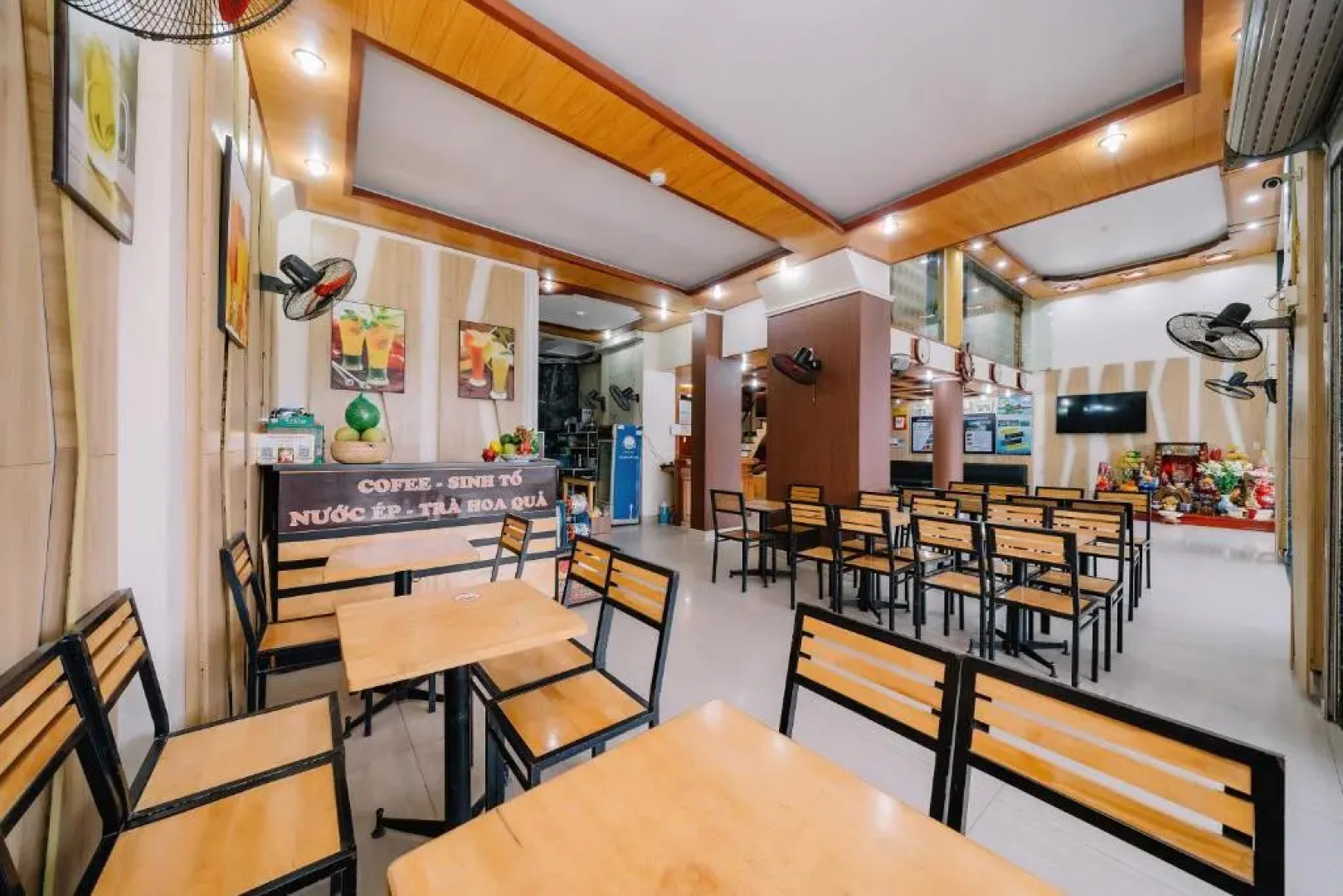 Cat Ba Seaview Hotel