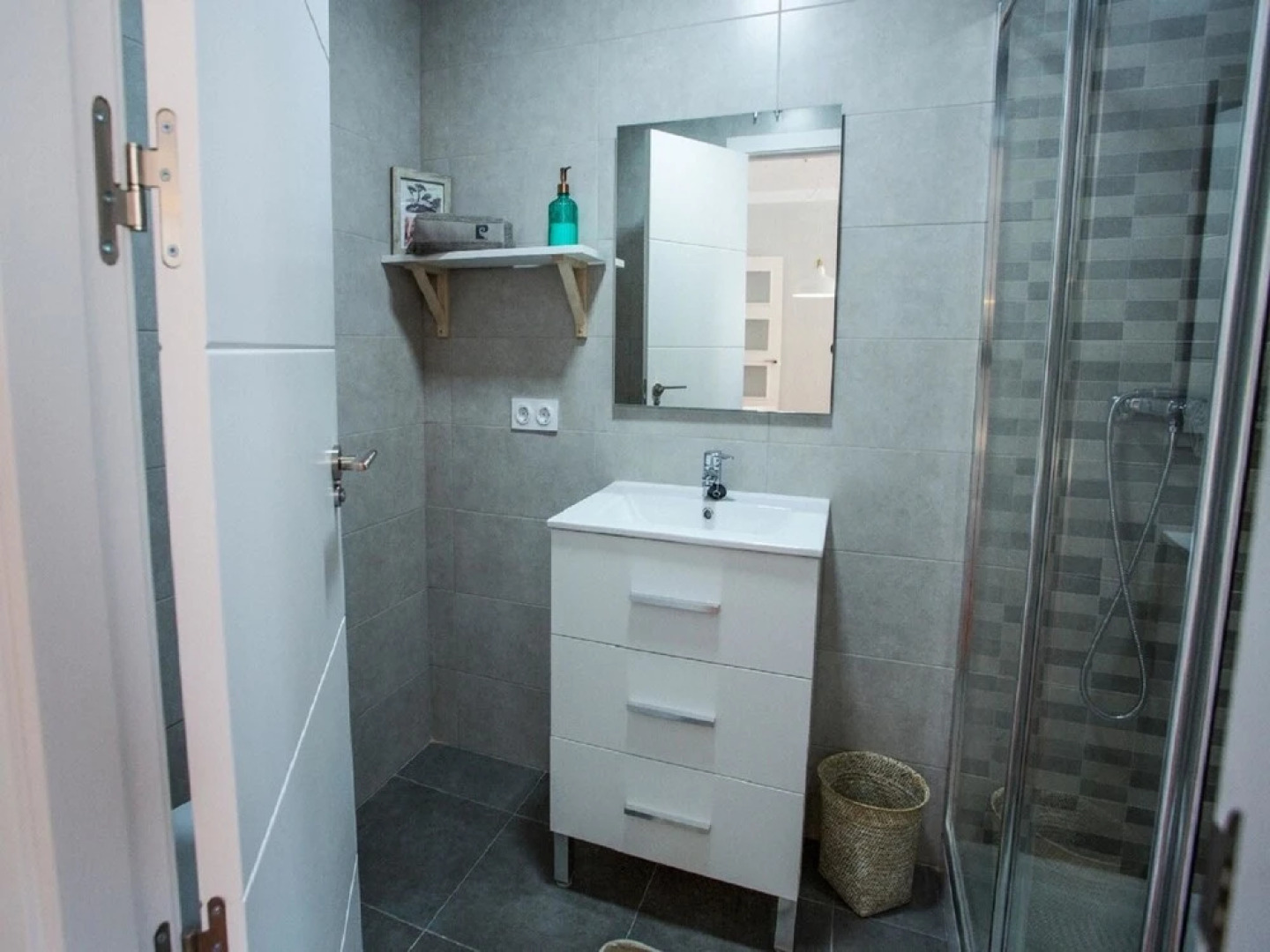 Apartment With 4 Bedrooms in Granada, With Wonderful City View, Furnis