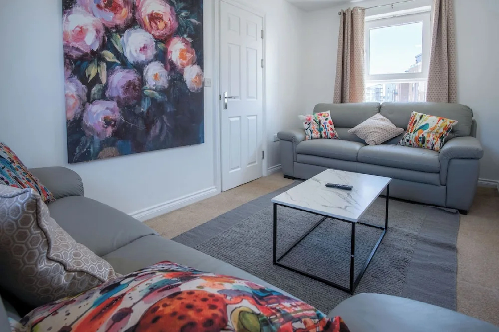 Swn Y Mor - 4 Bedroom - Llanelli