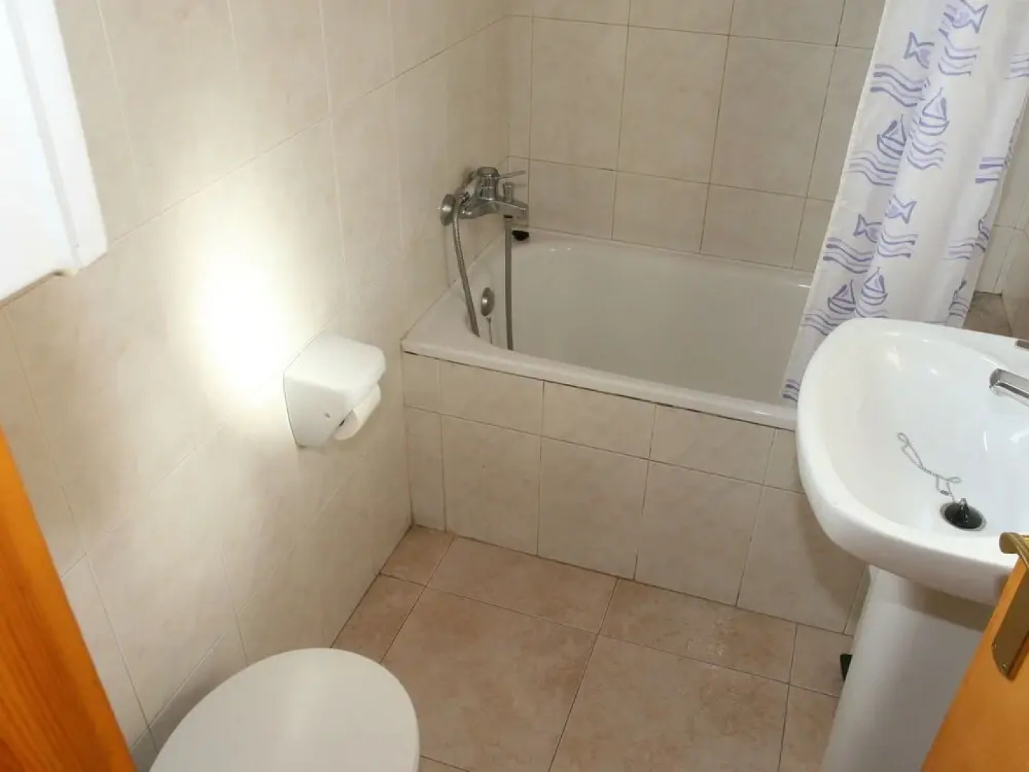 Scenic Bungalow With a Fireplace in the Middle of the Pyrenees