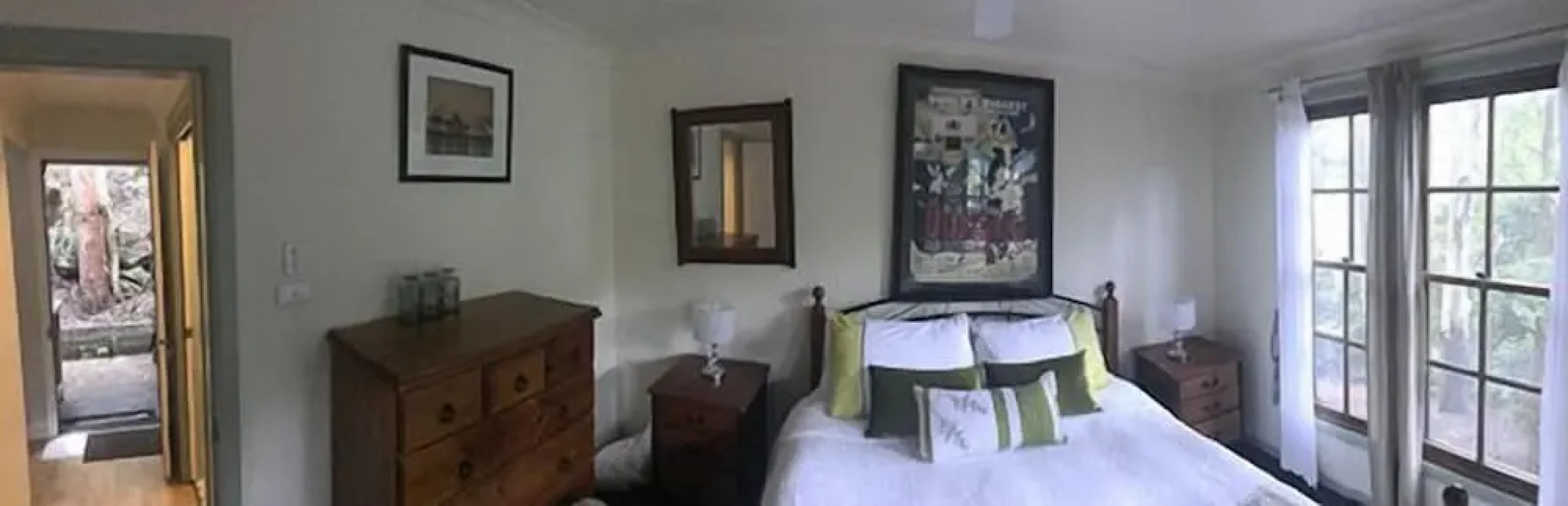 Barrington Wilderness Cedar Lodge Accommodation