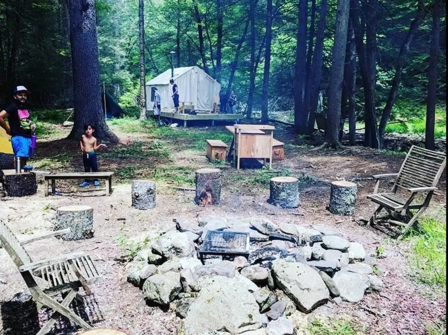 Tentrr - Brookside at Camp Relevé