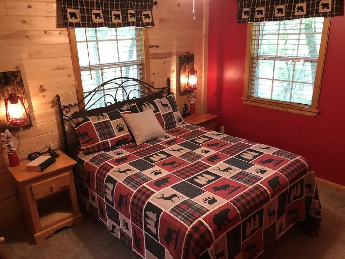 Amazing Dreams 2 Bedroom Cabin by RedAwning