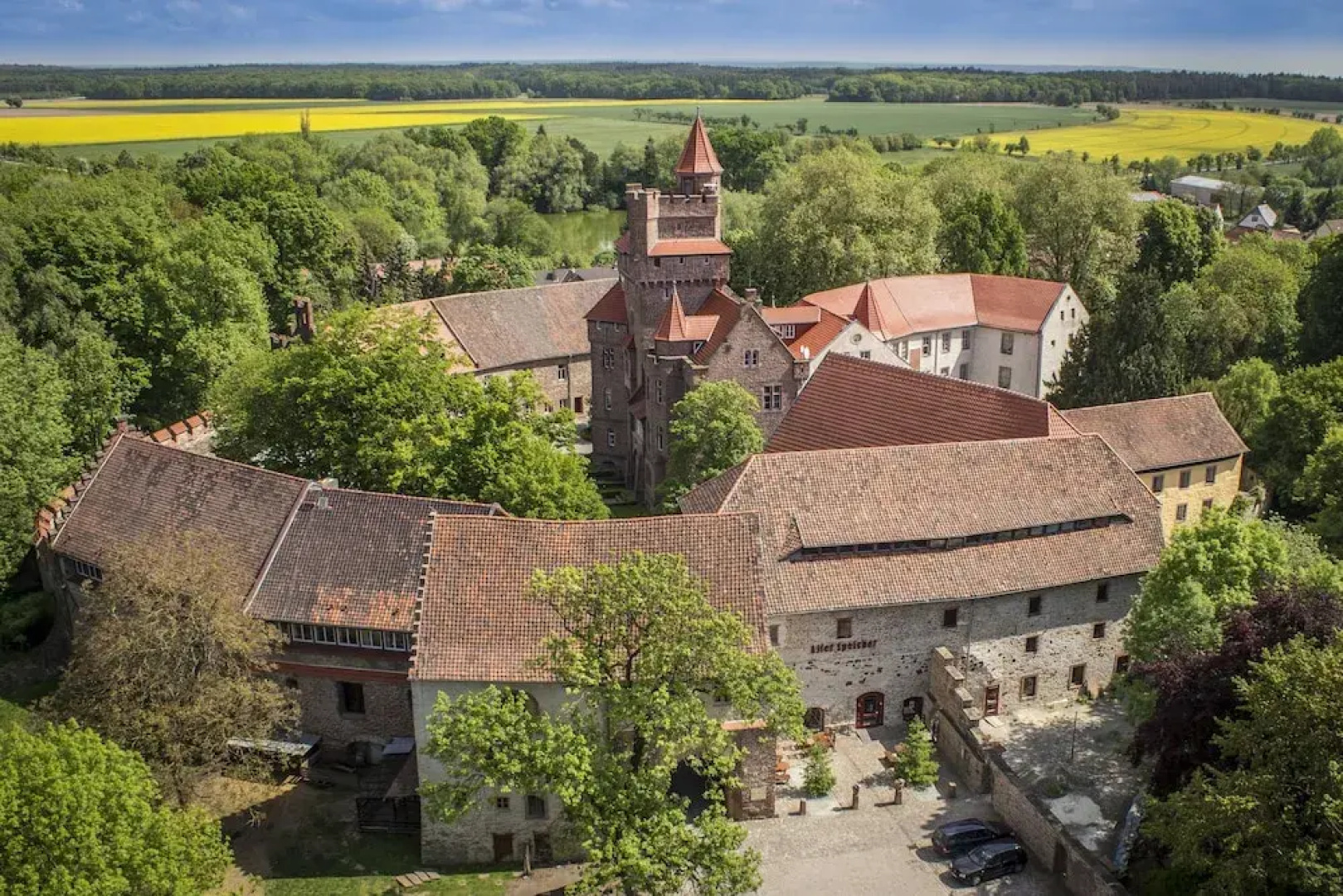 Schloss Altenhausen