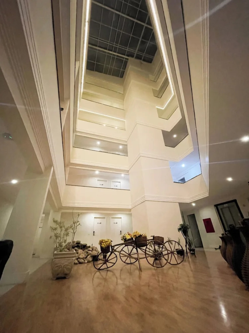 Athos Hotel