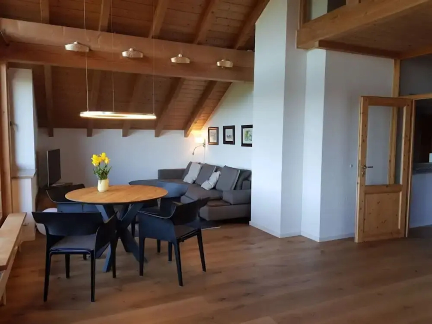 Mountain View Comfortable Holiday Residence