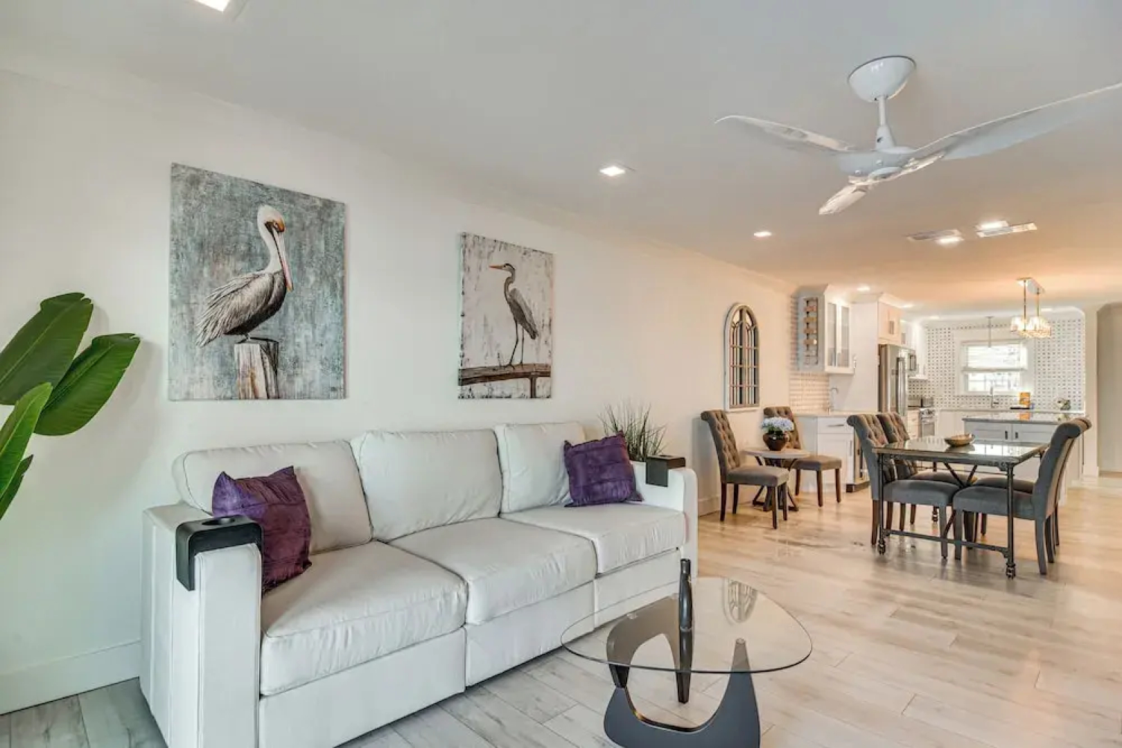Bayfront St Petersburg Retreat 4 Mi to Downtown!