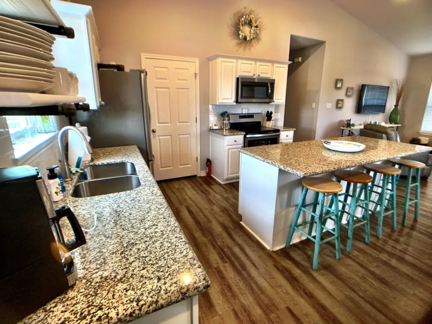 A Silver Lining - 4 Br Home