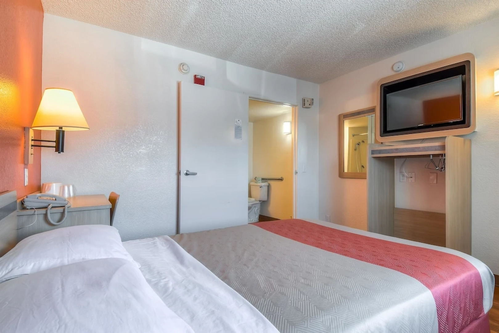 Motel 6 Los Angeles - Hacienda Heights