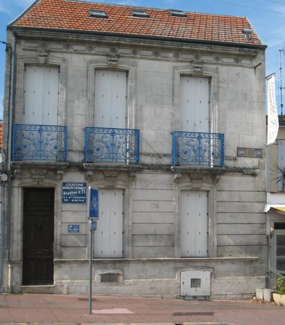 Yann locations meublées