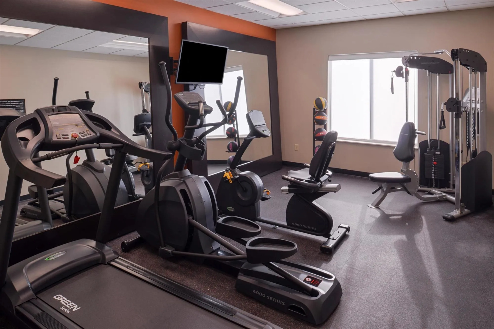 Holiday Inn Express & Suites Effingham by IHG