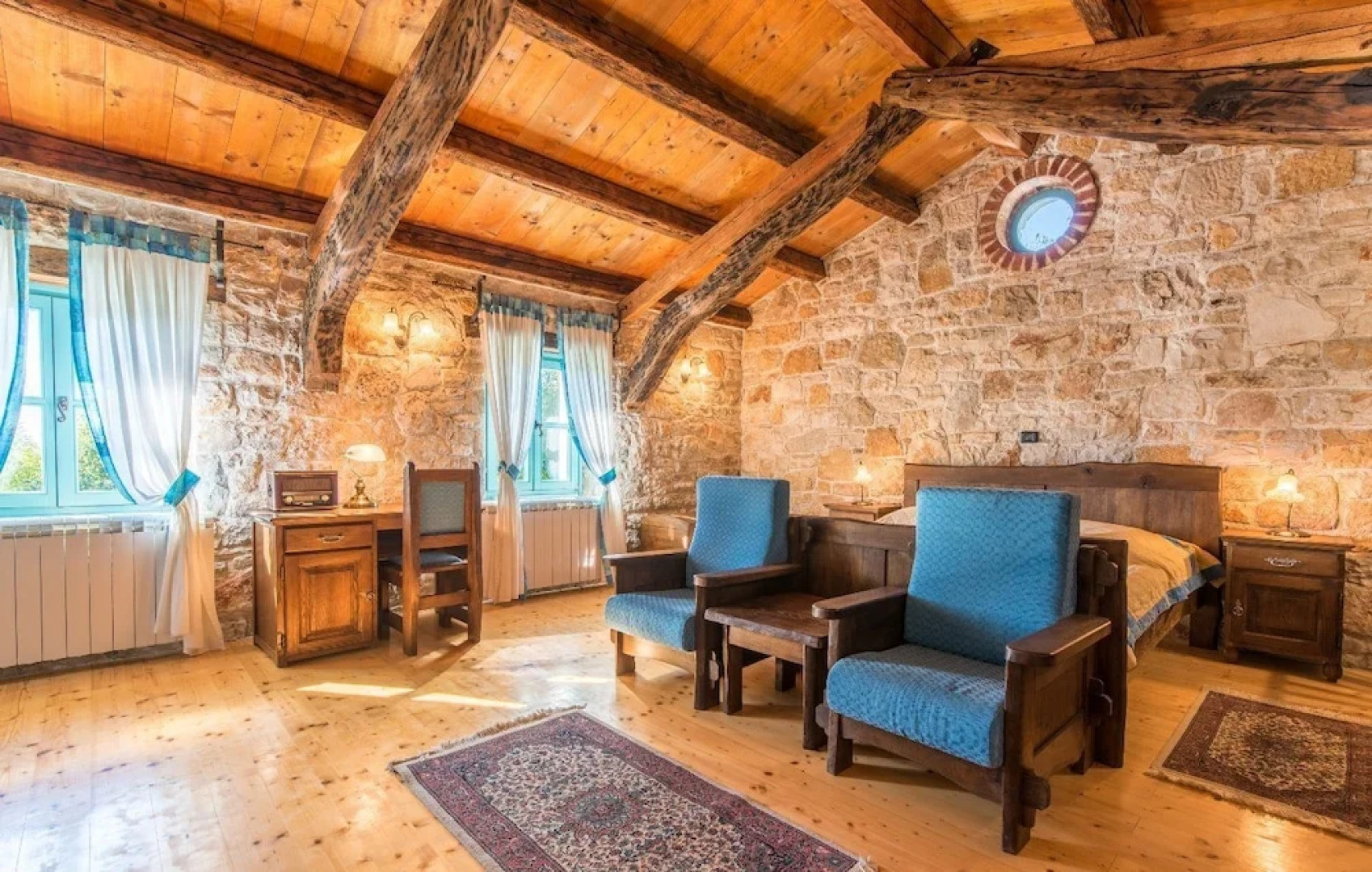 Authentic Villa in Tinjan With Private Pool