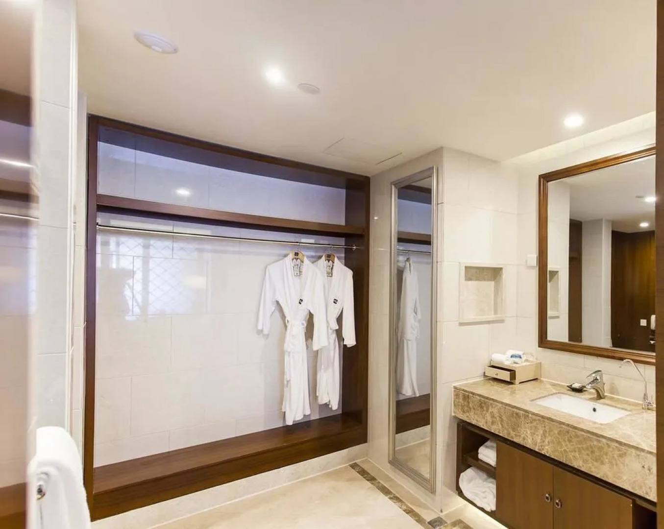 Yichun Grand Metropark Resort