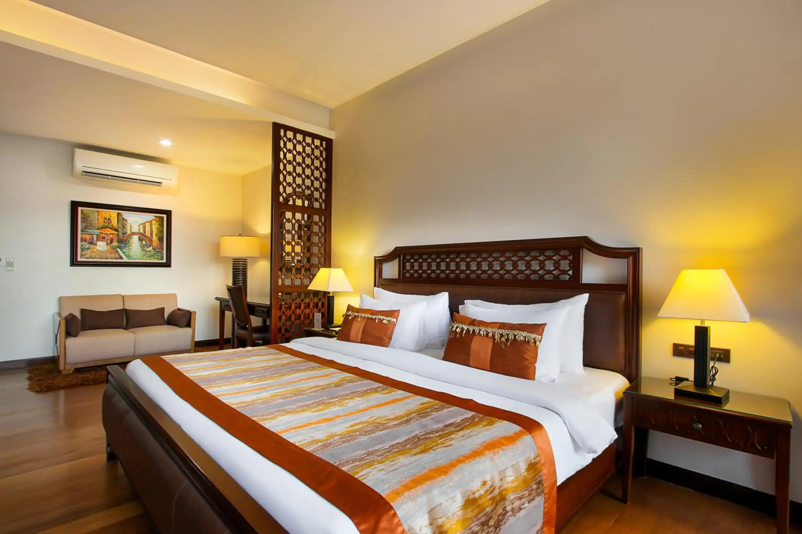 Rimnaam Klangchan Hotel