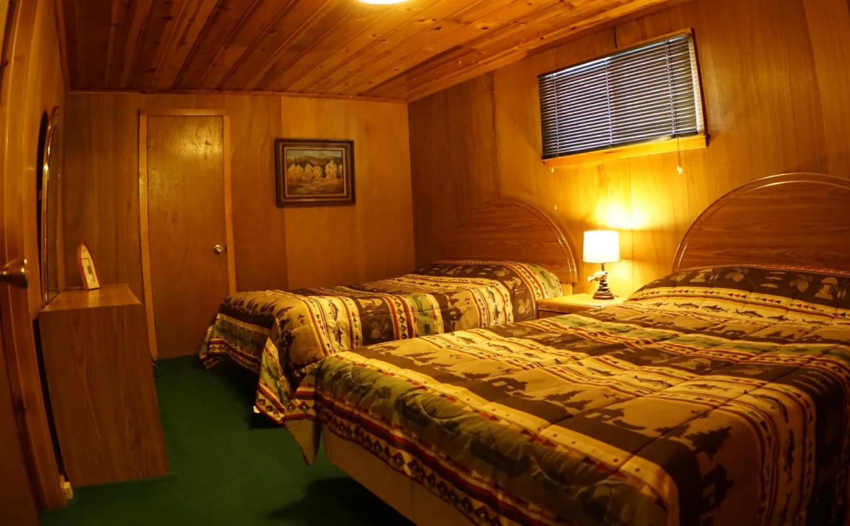 Eagle Nest Fly Shack and Lodge