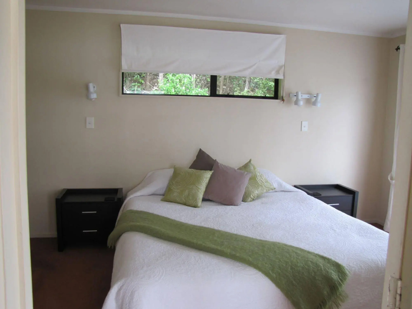 Tipi and Bob's Waterfront Lodge