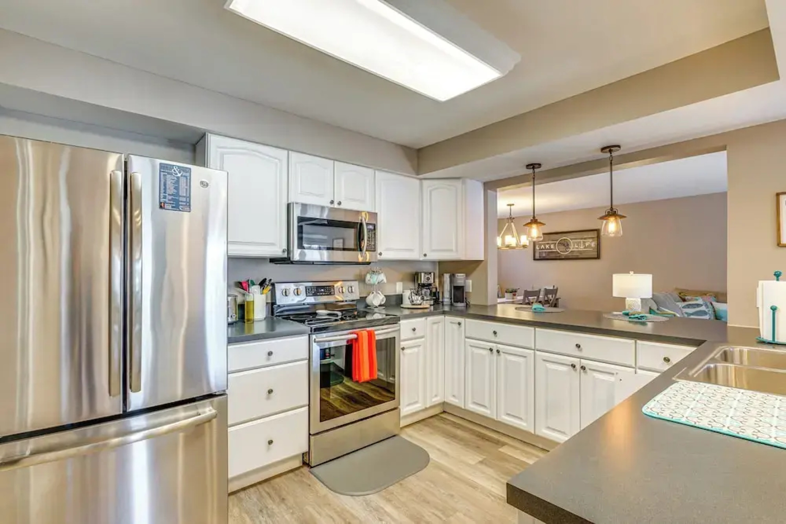 Lakefront Osage Beach Retreat: Dock Access!