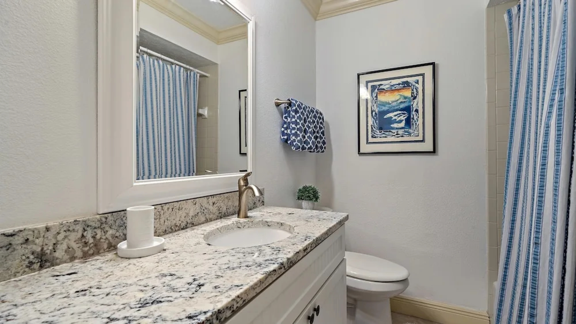 Sunset Sanctuary 2 Bedroom Condo by RedAwning