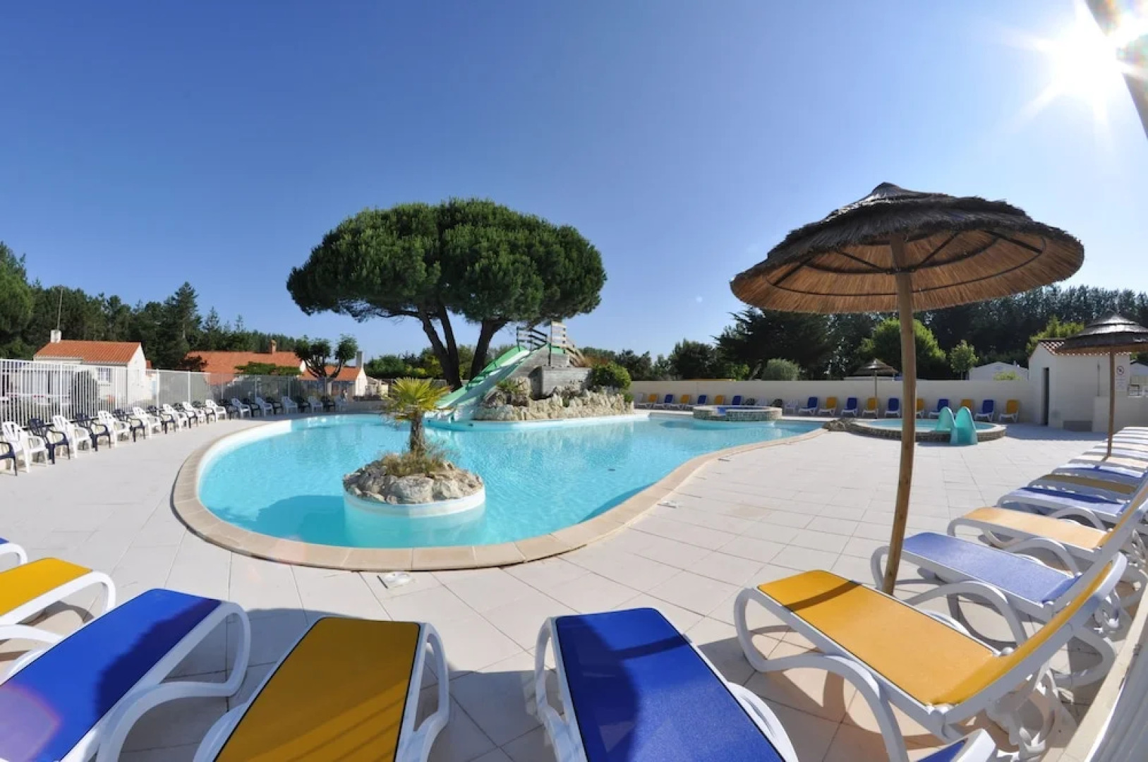 Camping Domaine des Salins