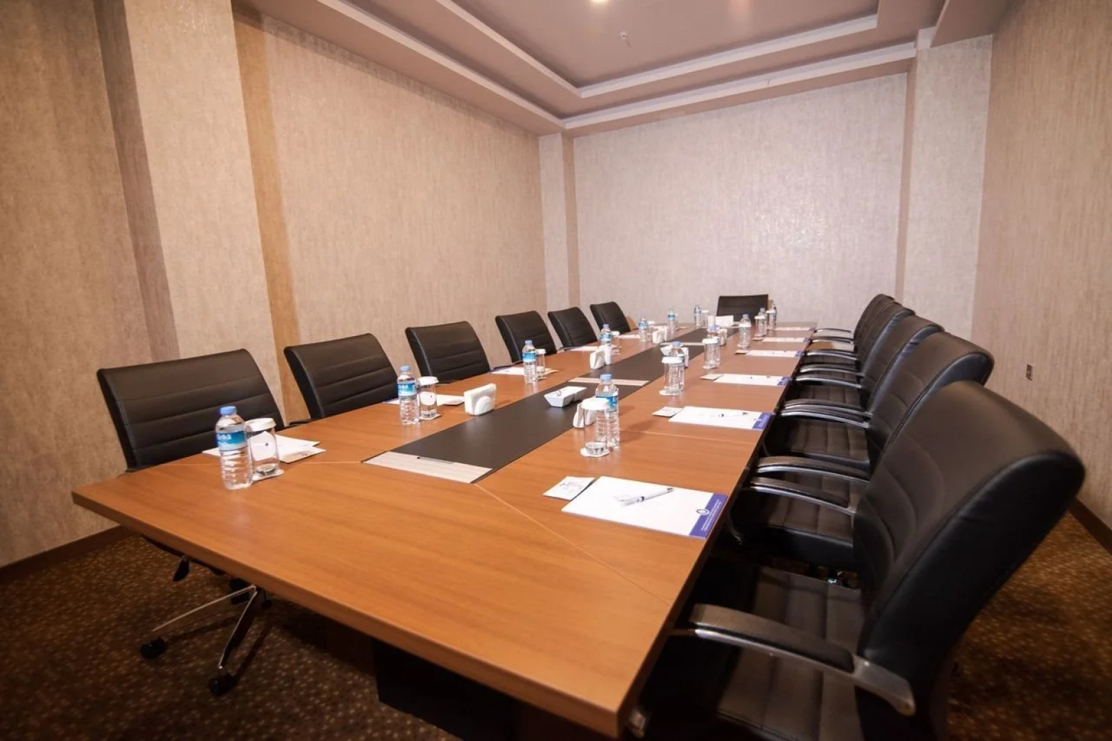 Grand Hotel And Convention Centre Karaman