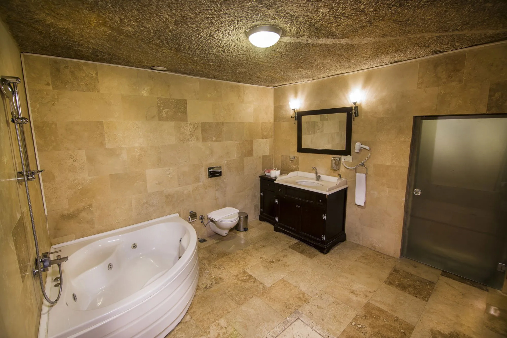 Roma Cave Suite Hotel