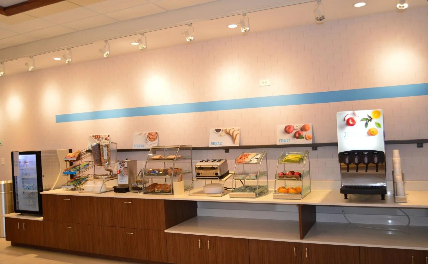 Holiday Inn Express & Suites Toledo South - Perrysburg by IHG
