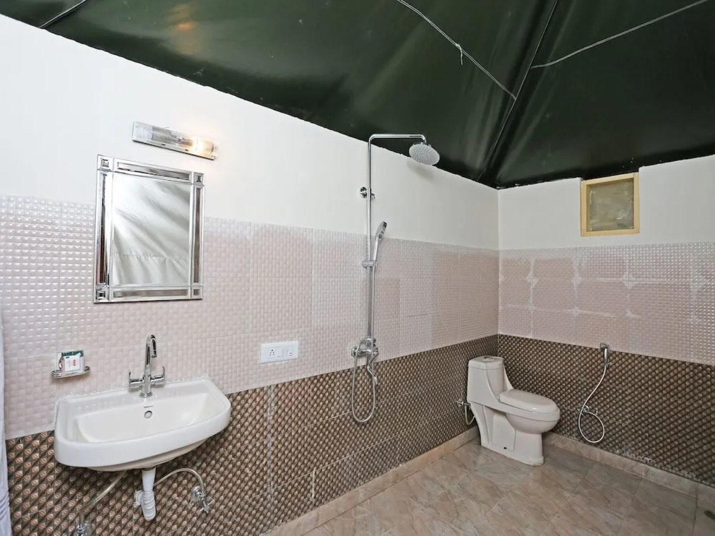 OYO 9485 Swiss Camps