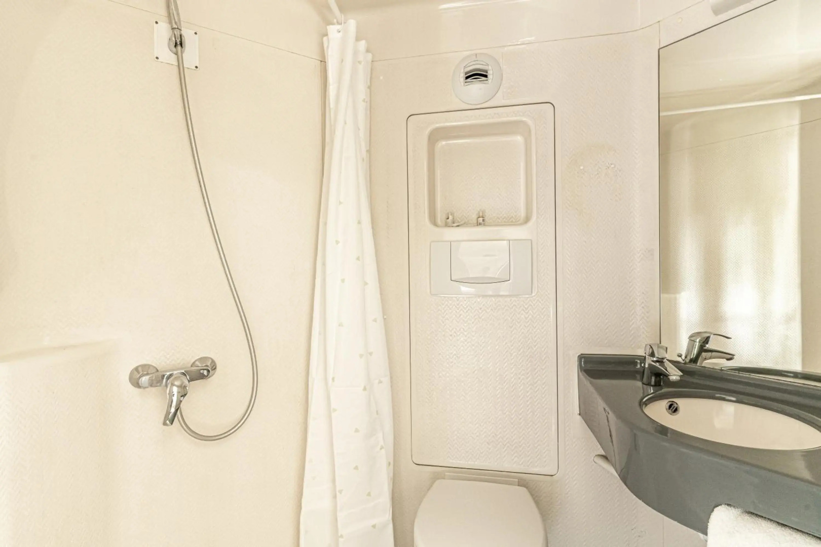 Fasthotel Cléon Rouen Sud