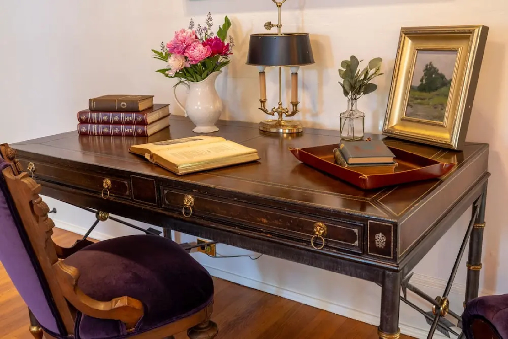 16 Elm Heritage Hotel