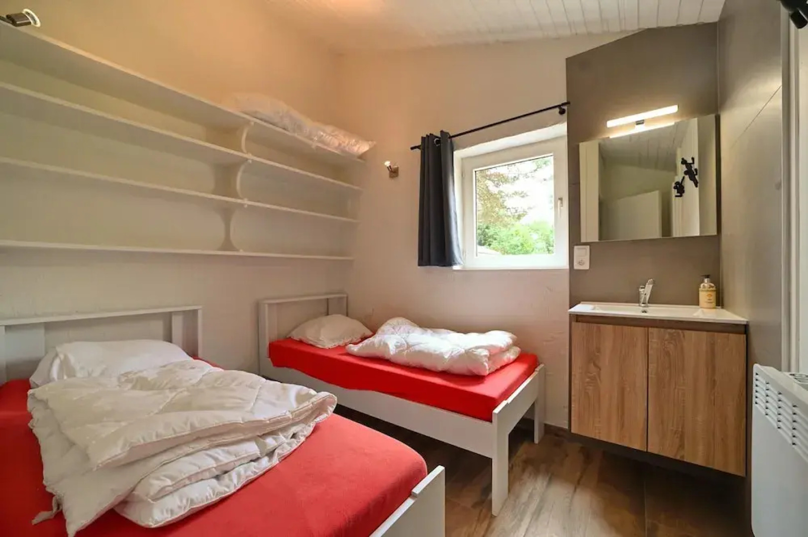 Bungalow in Virton by Vallee de Rabais Lake