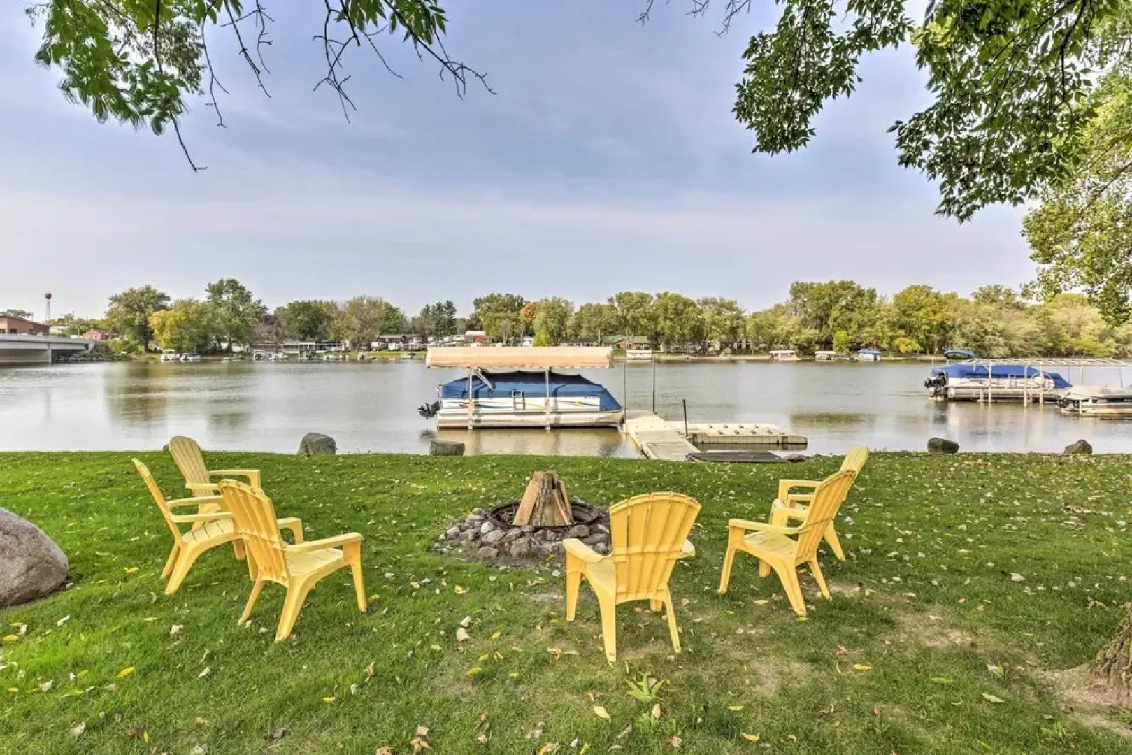 Rock River Waterfront Cabin: Dock & Game Room!