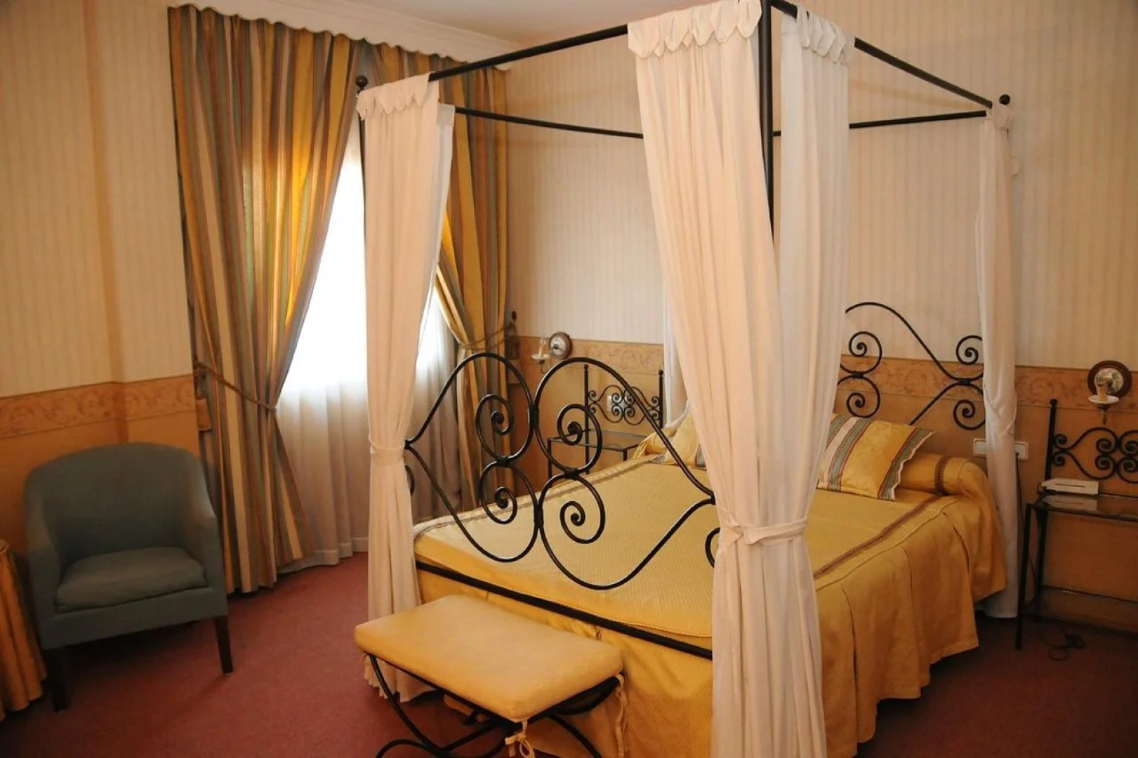 Las Yucas Tradición S.L.