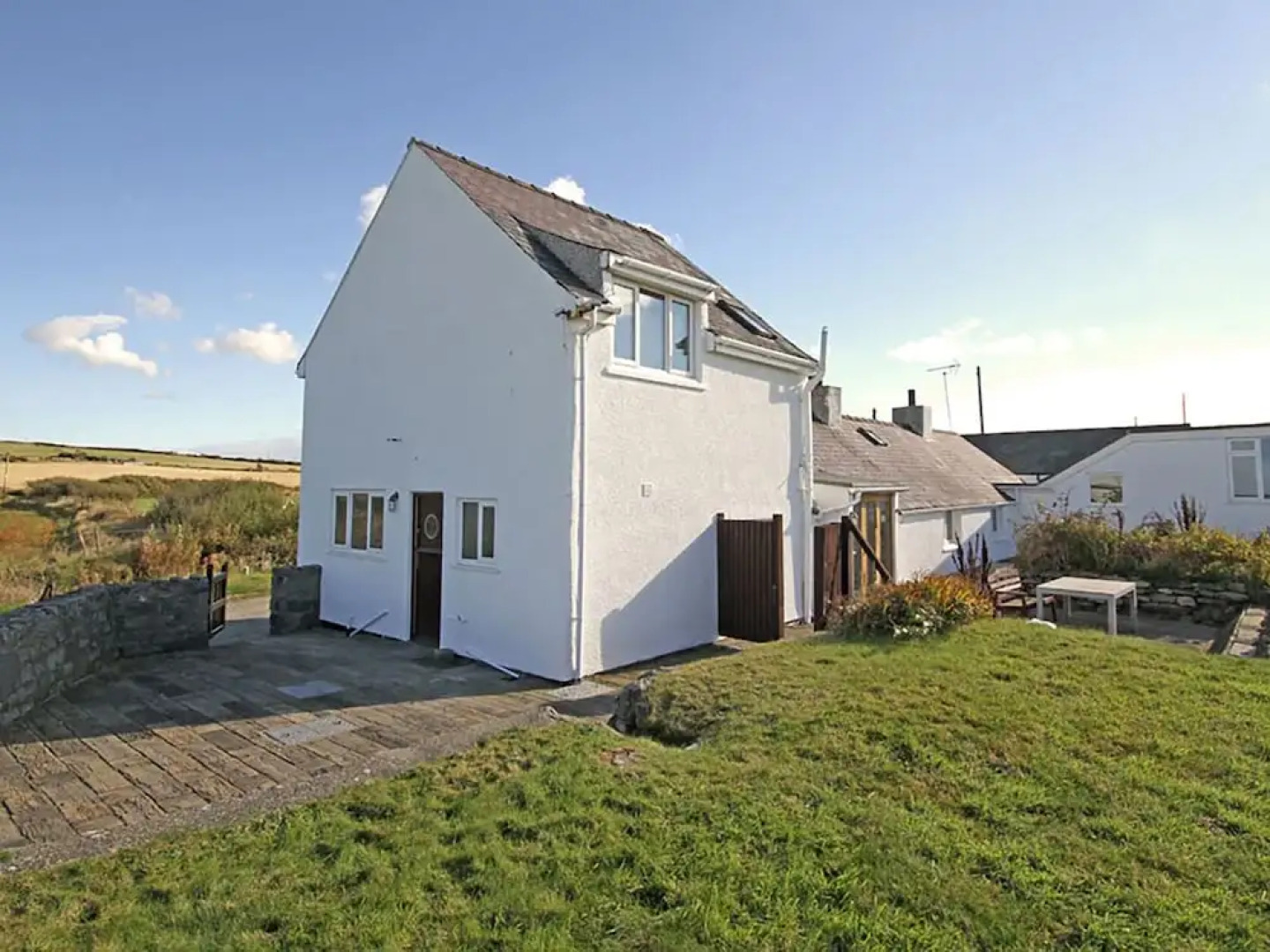 Beach House - Dryll-y-gro