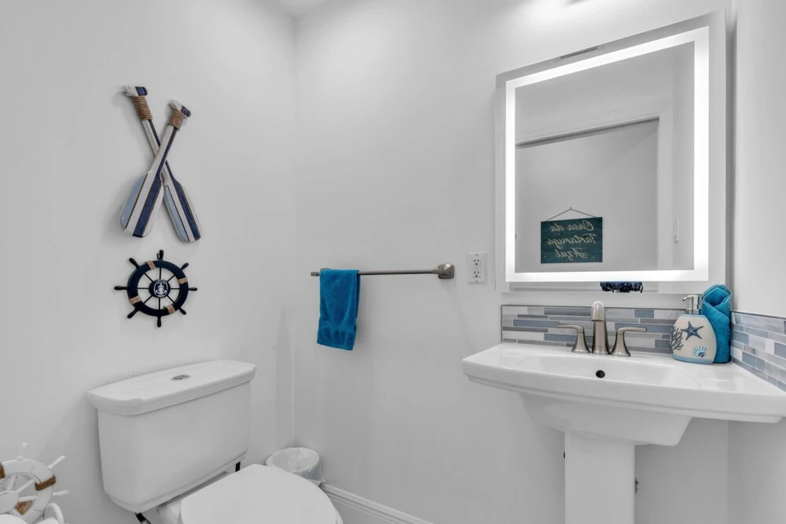 Gorgeous Lake Worth Beach House 4 Bedroom Home by RedAwning