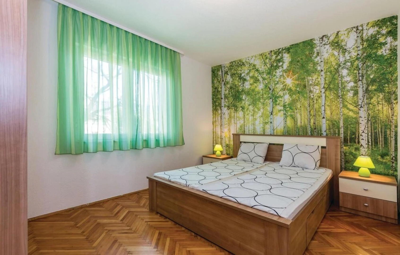 Amazing Home in Novi Vinodolski With Wifi and 5 Bedrooms