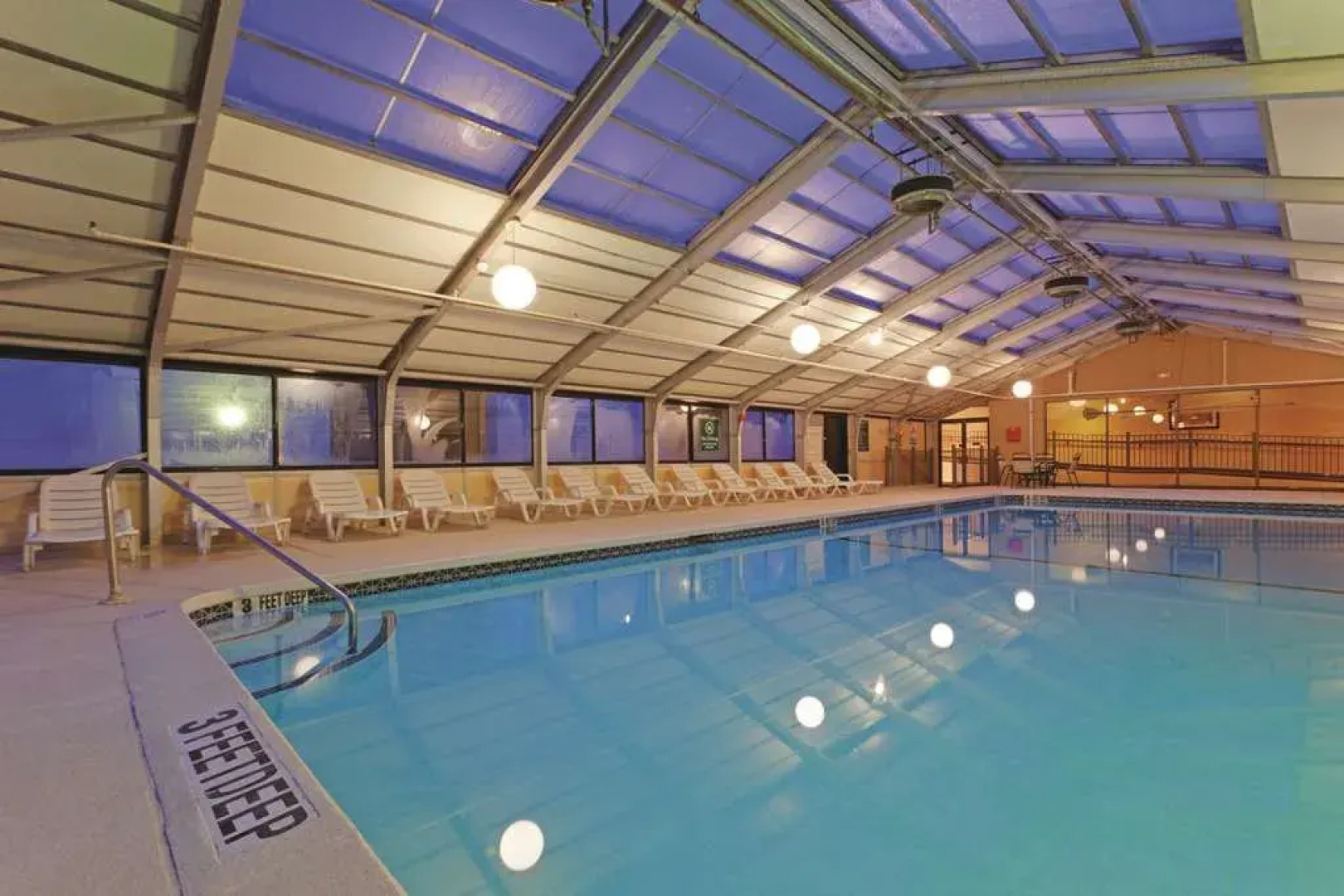 La Quinta Inn Suites White Plains Elmsford