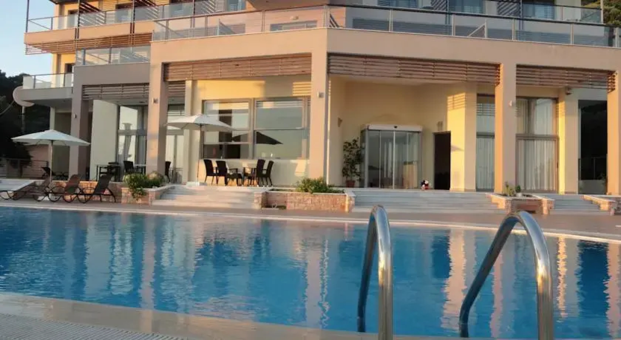 Azalena Hotel