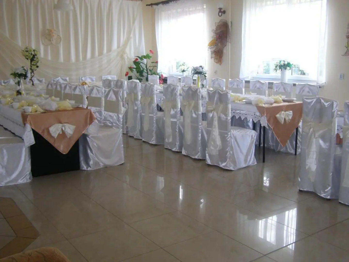 Noclegi-Zajazd"Mieszko"