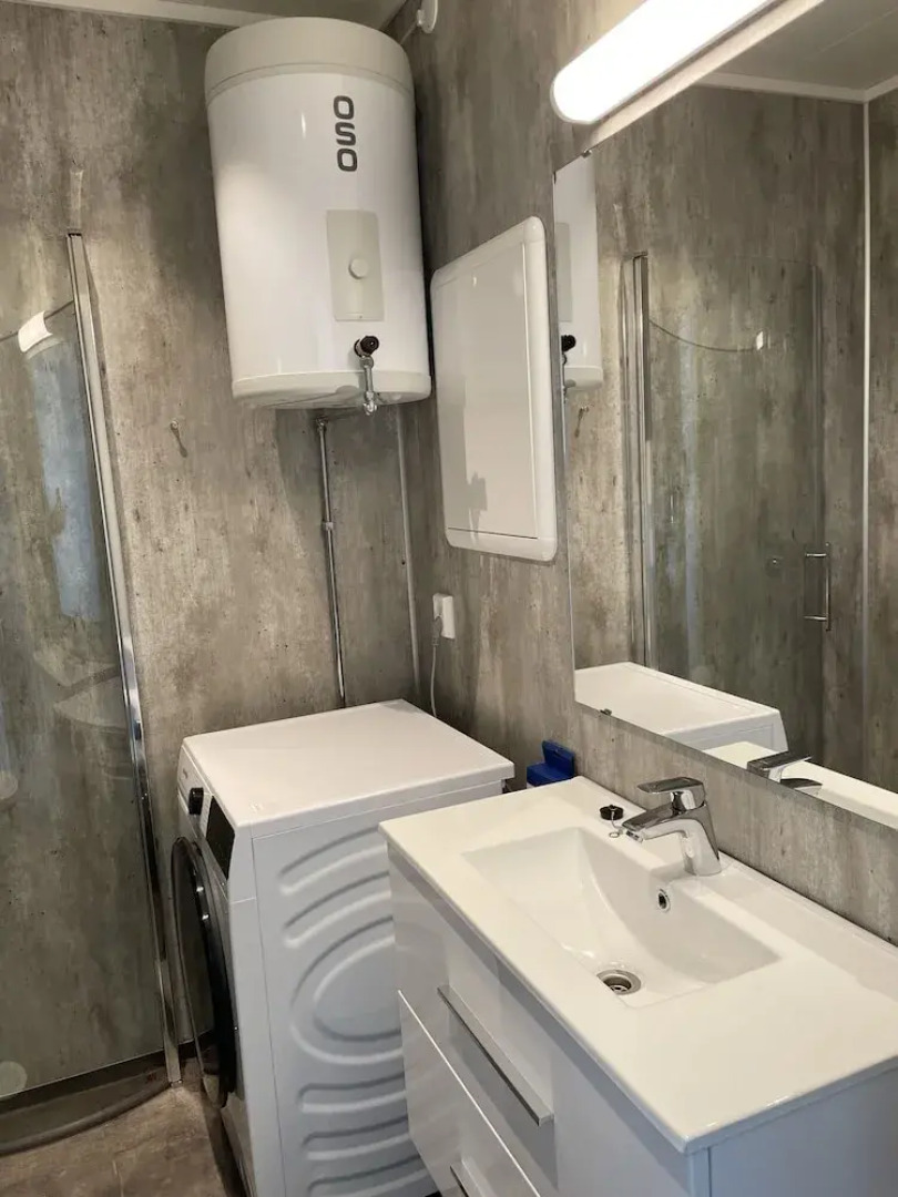 Arctic Sea Apartments