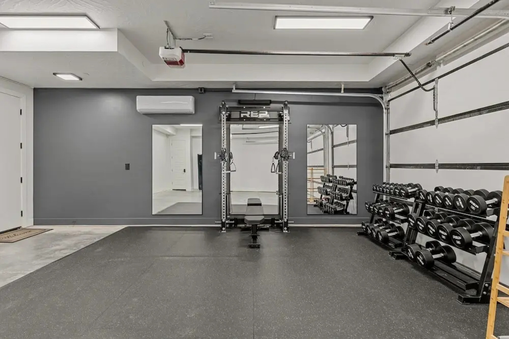 Desert Jewel With Private Gym And Pool 4 Bedroom Townhouse