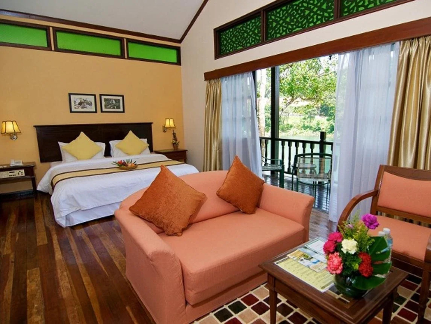 Lake Kenyir Resort, Taman Negara