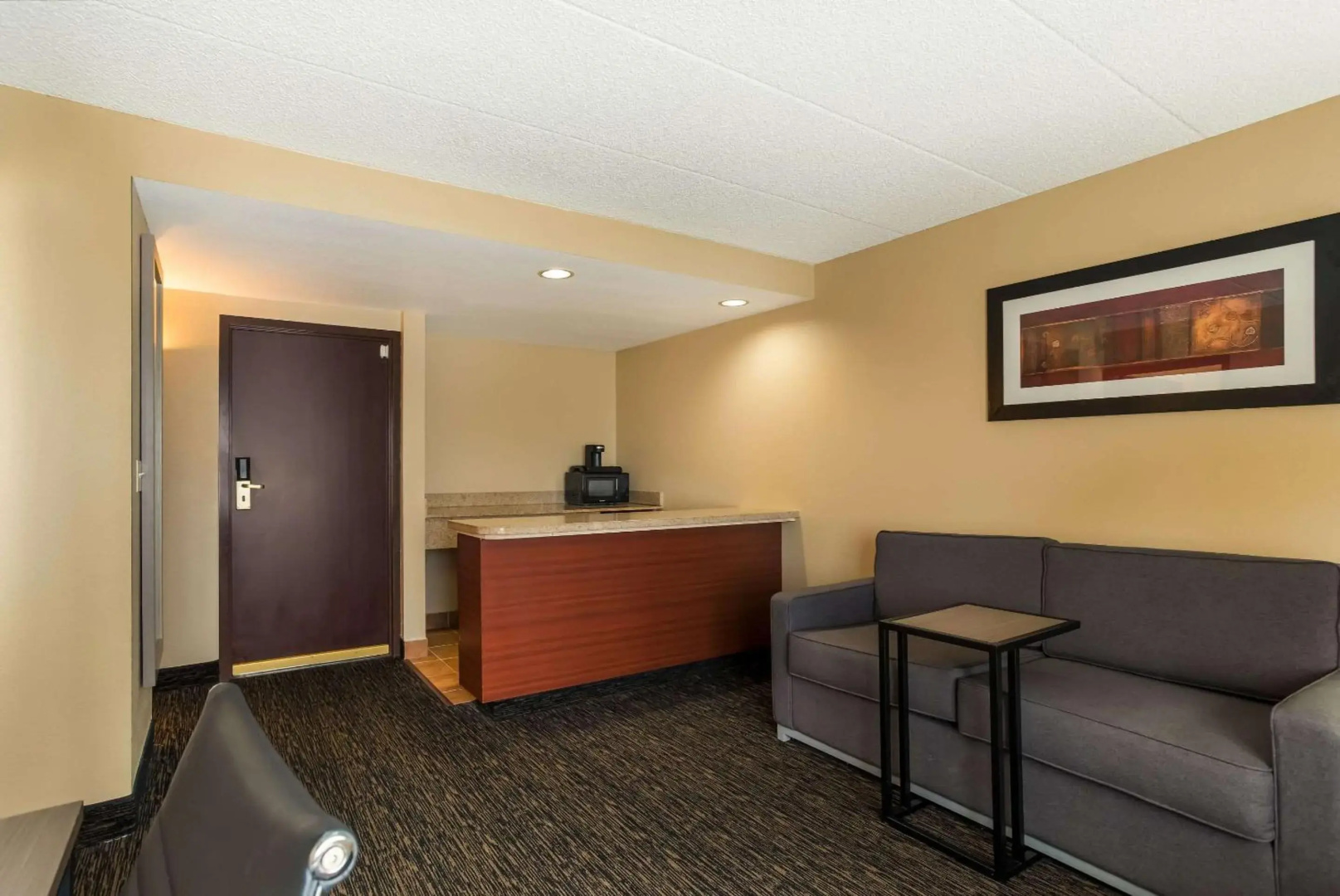 Quality Suites Milwaukee Airport