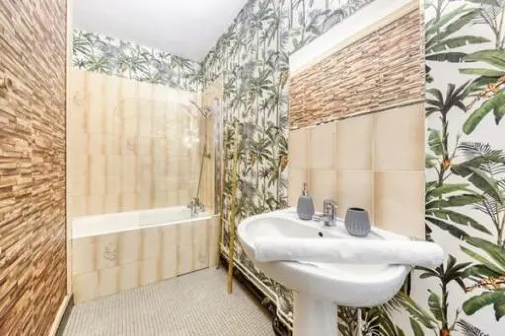 Superbe studio apartment à 2MN de Paris