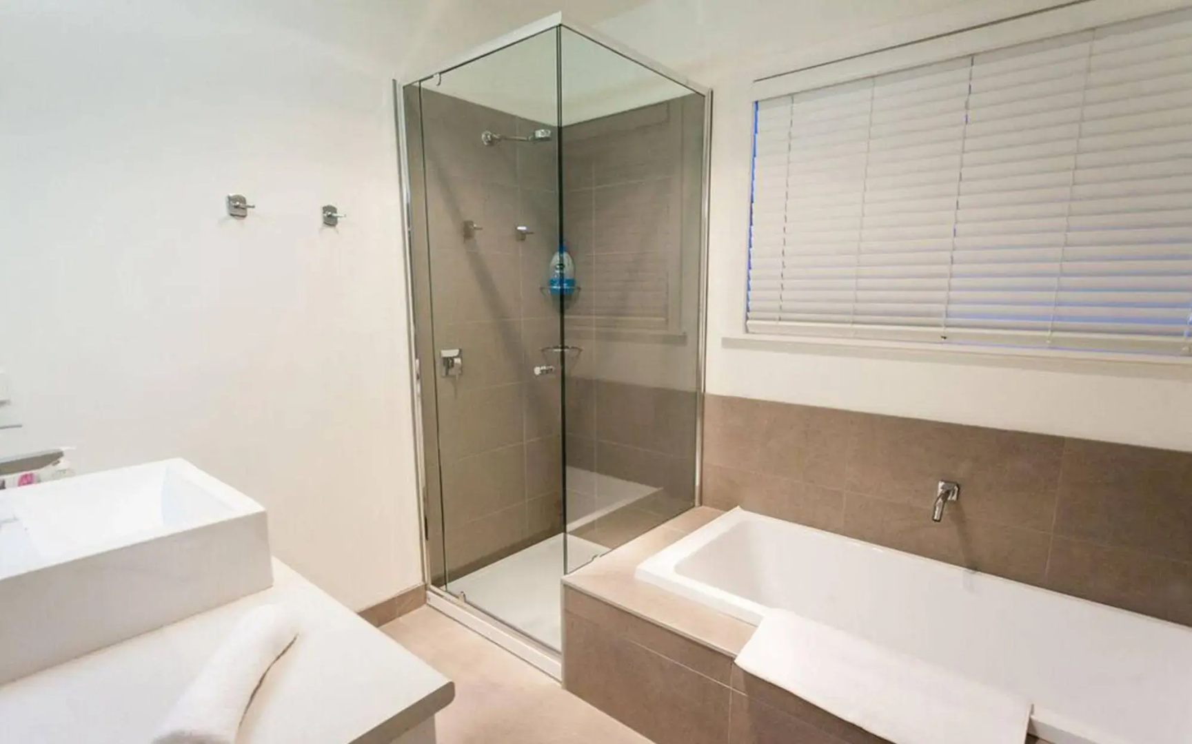 Point Lonsdale Holiday Apartments - Adults only